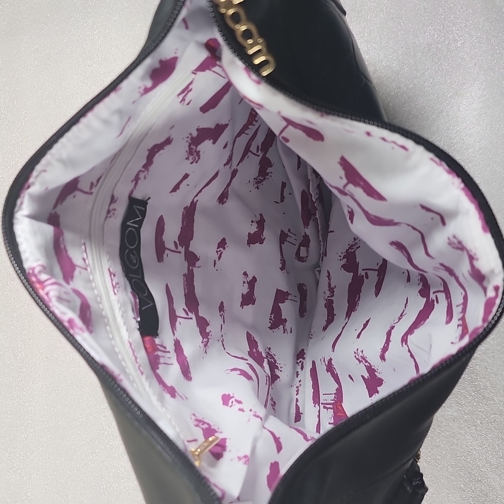 Volcom Purse - Picture 3 of 4